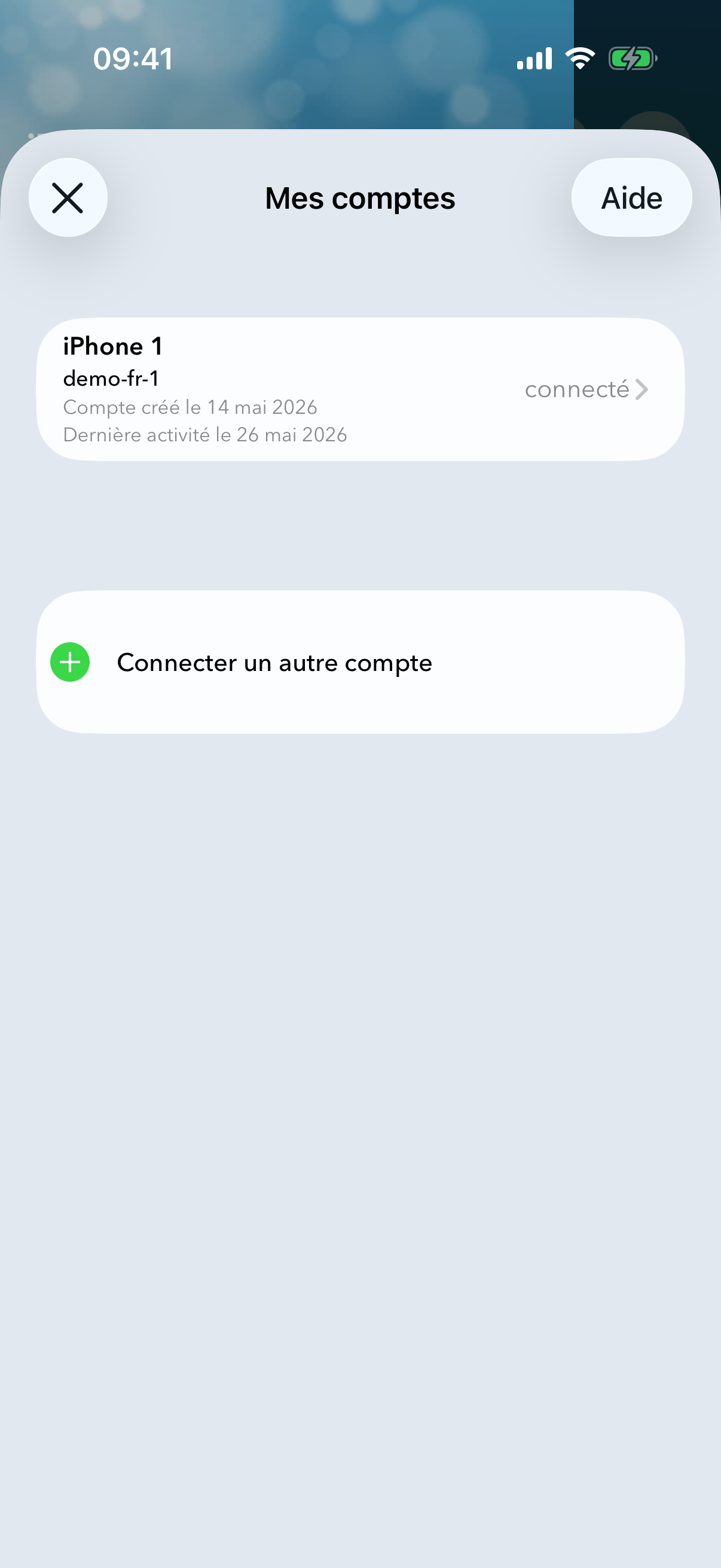 Panneau « Mes comptes » avec le compte de l'utilisateur marqué connecté.